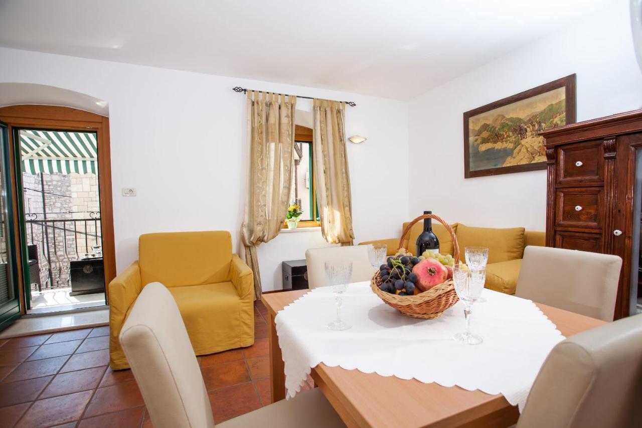 Apartments Linda Makarska Room photo